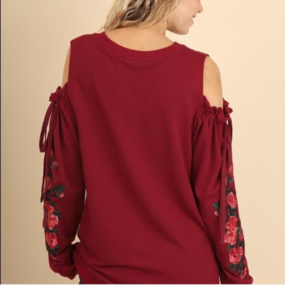 Last one  rose embroidered cold shoulder sweater - Picture 8 of 8